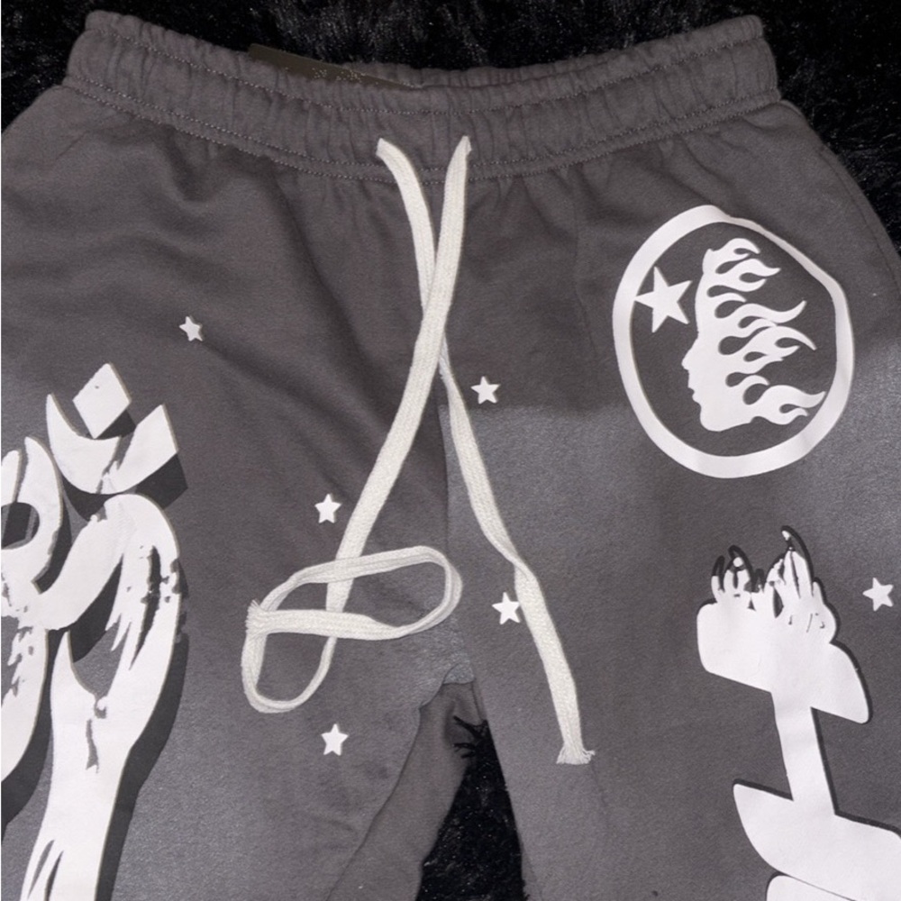 Gray hellstar pants - Picture 5 of 5